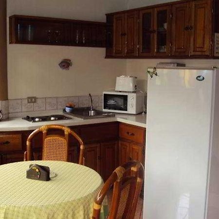 Hotel Villa Acacia Плайя-Ермоса Екстер'єр фото